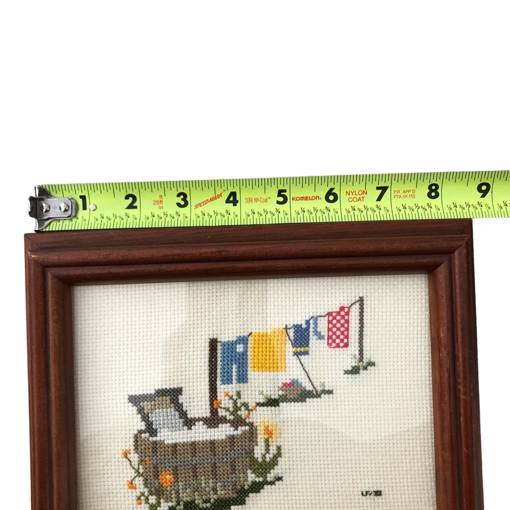 Vintage Cross-Stitch Old Fashioned WashTub & Clothesline Wall Home Decor - Picture 14 of 15